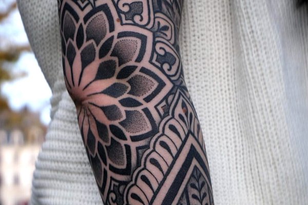 03_Sammy-tattoo-model