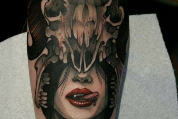 1615821637_16-p-tatu-vampir-17