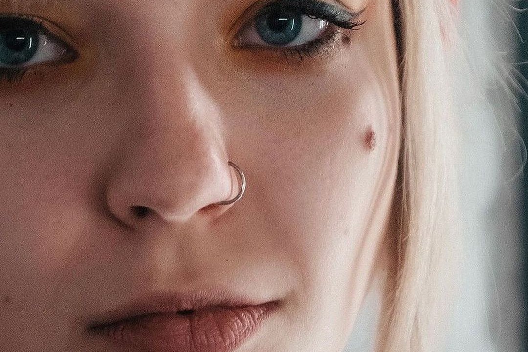 Piercing nosa — VEAN TATTOO Koszalin