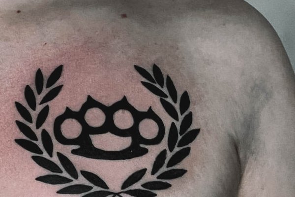 Brass_knuckles-15
