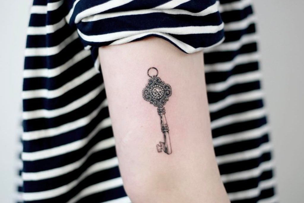 Small-key-tattoo.jpg