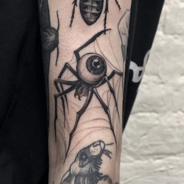 alena-zozulenko-tattoo-3.jpg