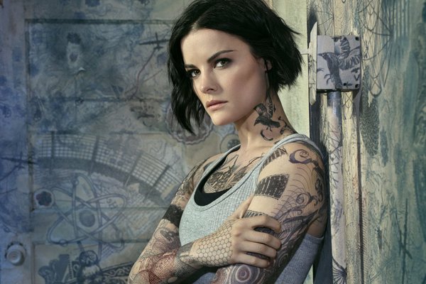 blindspot-detektiv-tv-series-serial-slepaia-zona-jaimie-alex.jpg