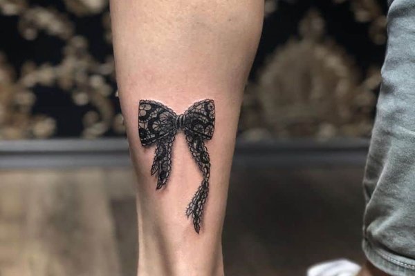 bow-lace-sexy-tattoo