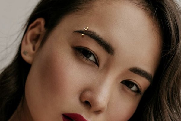 eyebrow-piercing-2 (1).jpg