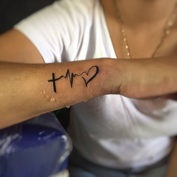 hjyujyuj (1)