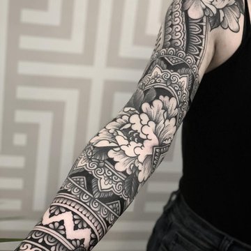 obzor-tatu-v-stile-ornamental-i-ih-razmeshchenie-1.jpg