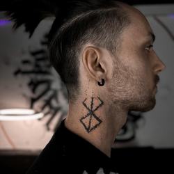 Dlaczego tatuaż z czasem wygląda gorzej: realne przyczyny