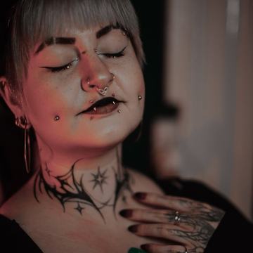 nostril piercing
