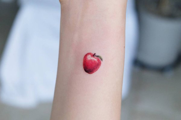 significado_tatuagem_maca_15.jpg