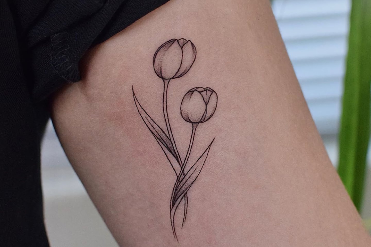 small-flower-tattoo.jpg